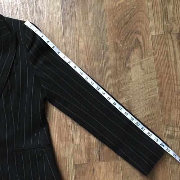 Norma Kamali · Black Pinstripe Blazer - EUC - Picture 6 of 8